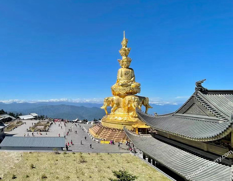 2 Days Mount Emei Hiking Tour from Chengdu