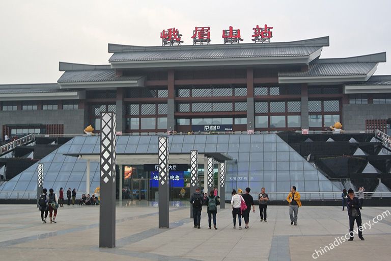Emeishan Train Stations