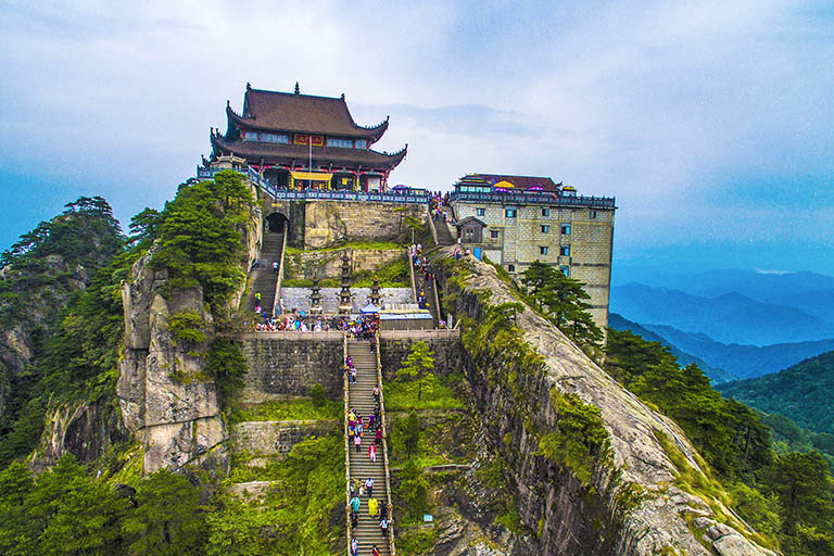 Tiantai Temple on Heavenly Terrace Peak Mount Jiuhua Tour