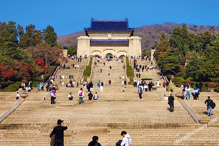 Sun Yat-sen Mausoleum Nanjing
