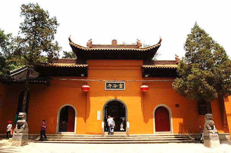 Nanjing Linggu Temple