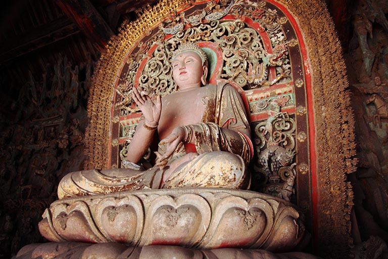 Sakyamuni Sitting on Lotus in Sakyamuni Hall Shuanglin Temple