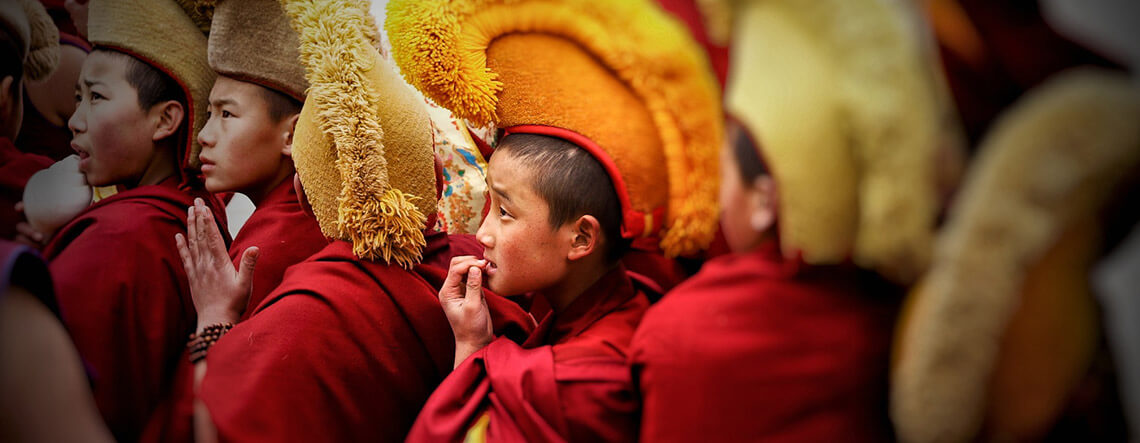 4 Days Qinghai Lake Tour Plus Tongren Tibetan Culture and Art Exploration 2025
