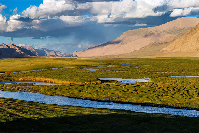 Top Qinghai Attraction - Mount Kunlun Geopark