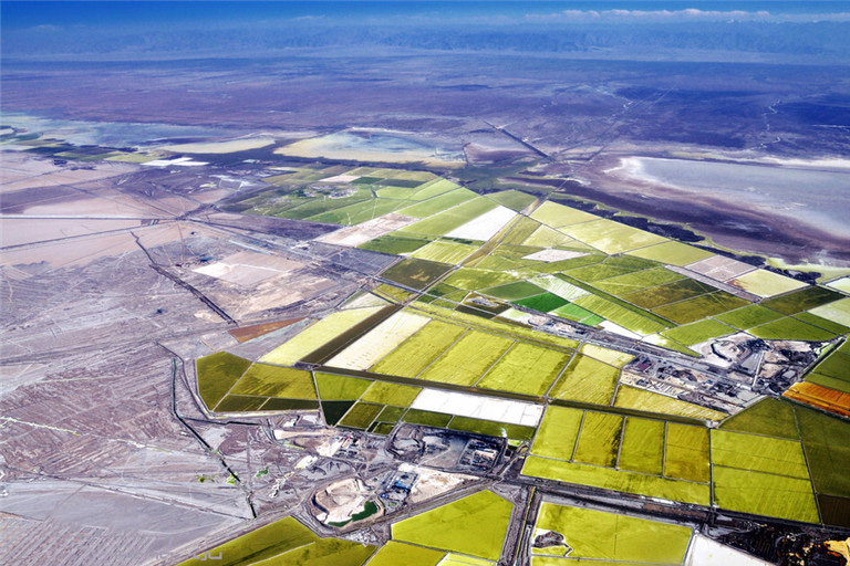 Top Qinghai Attraction - Qarhan Salt Lake