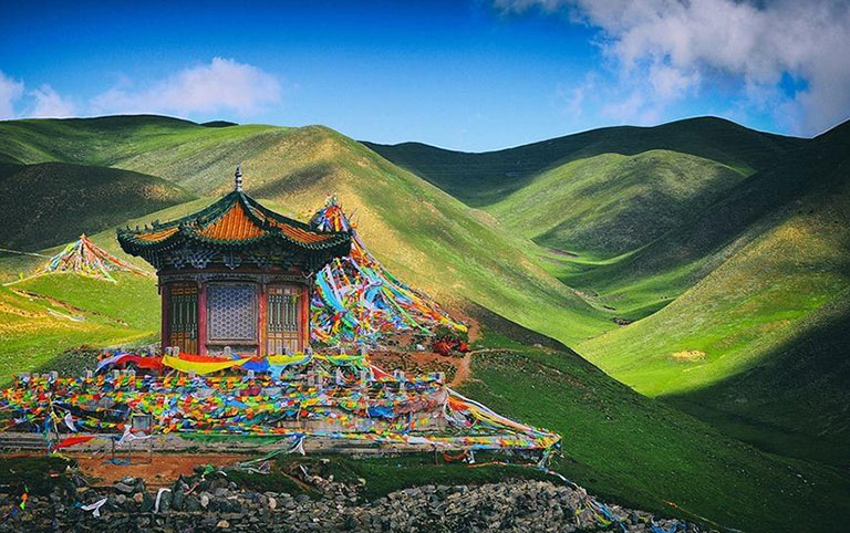 Riyue Mountains