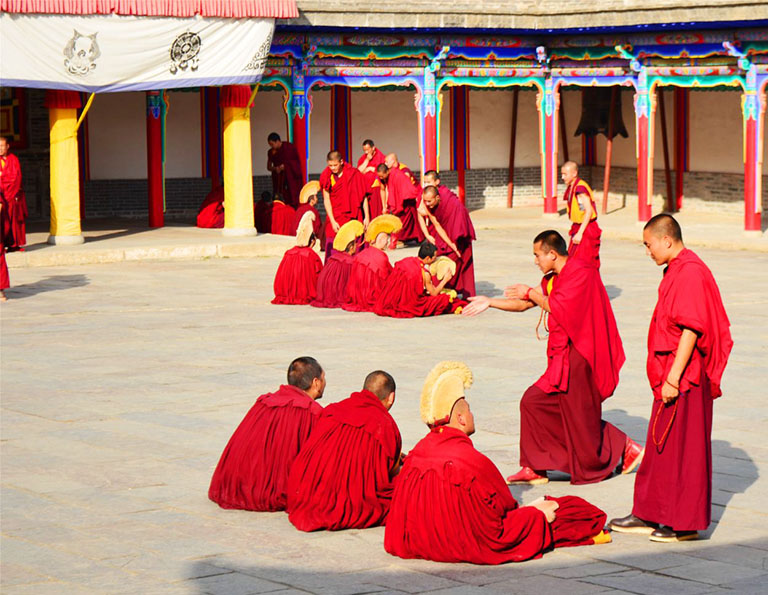 Buddhist Scripture Debating in Kumbum Monastery