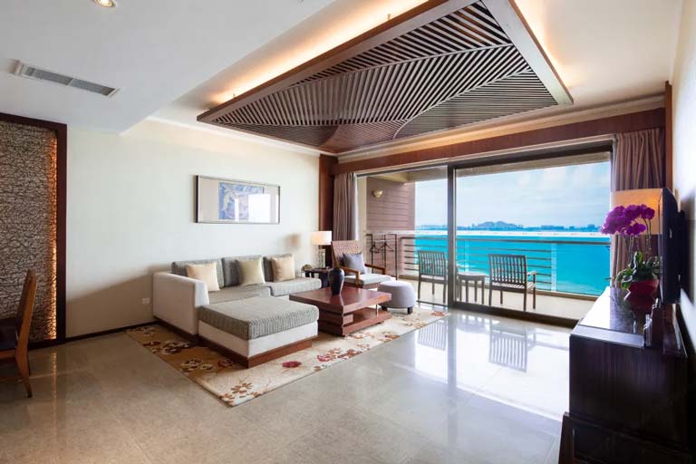 Pullman Oceanview Sanya Bay Resort & Spa