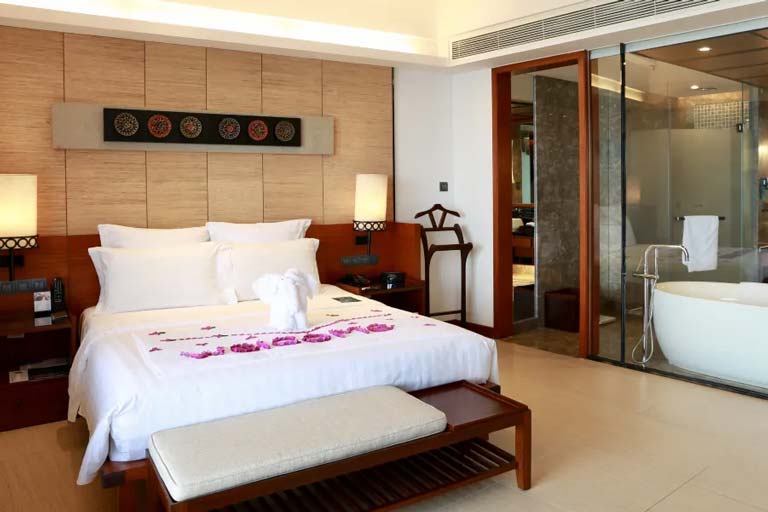 Pullman Oceanview Sanya Bay Resort & Spa