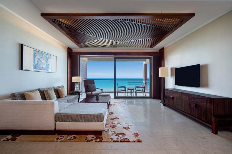 Pullman Oceanview Sanya Bay Resort & Spa