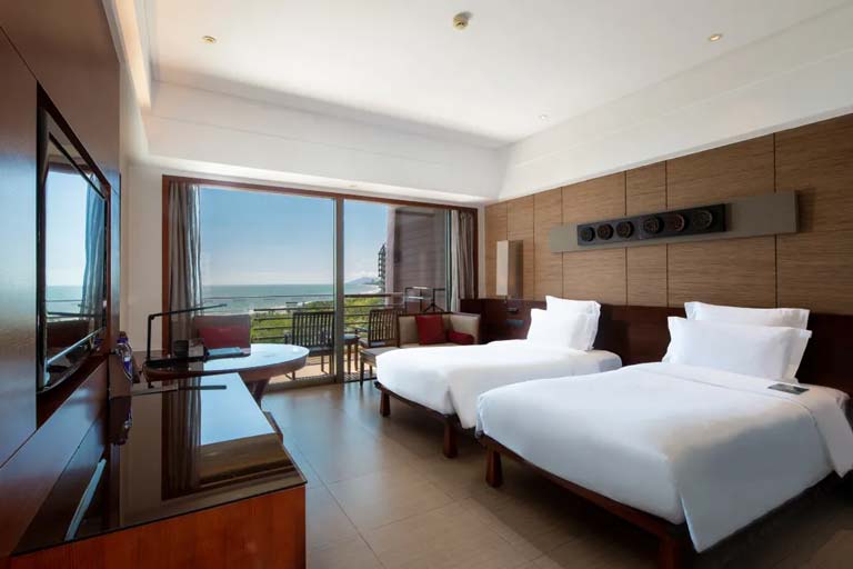 Pullman Oceanview Sanya Bay Resort & Spa