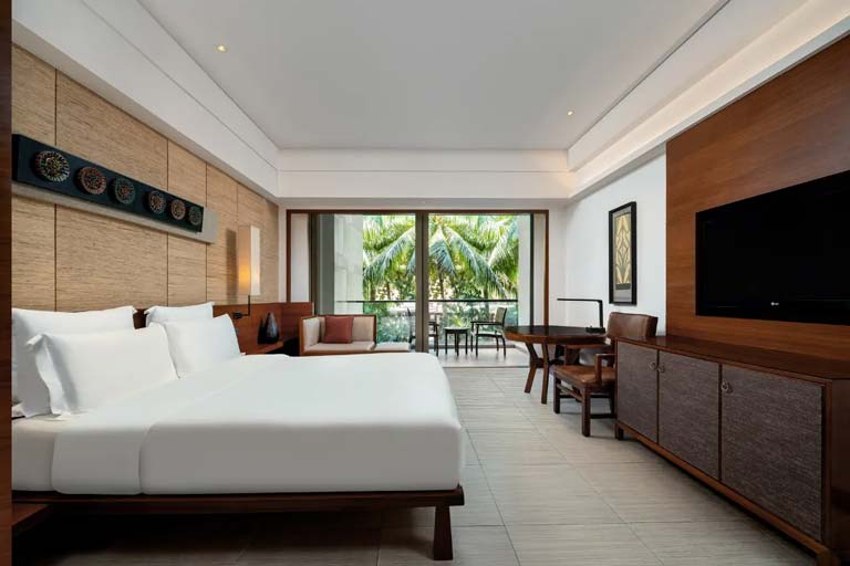 Pullman Oceanview Sanya Bay Resort & Spa