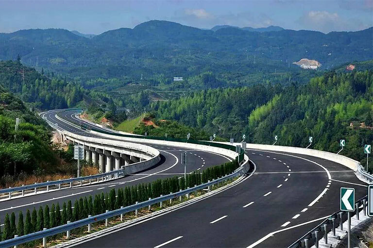 Highway from Jinan to Mount Tai How to Plan a Shandong Tour - Shandong Trip Planner
