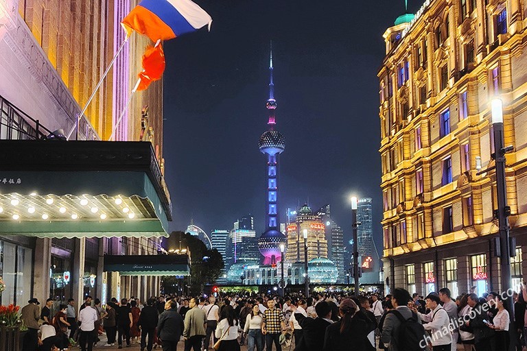 Bustling Nanjing Road Shanghai Nightlife