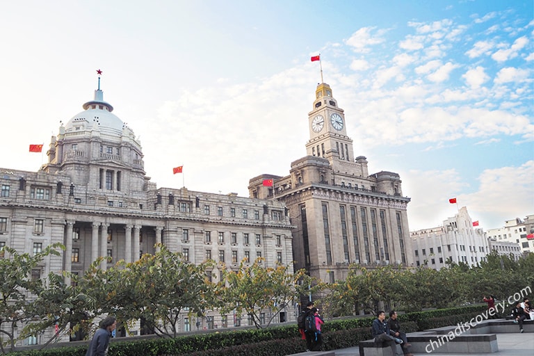 The Bund: Famous “Exhibition of the World's Architecture”