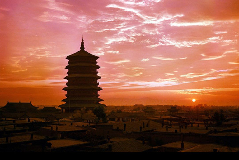 Yingxian Wooden Pagoda in Sunset Yingxian Wooden Pagoda
