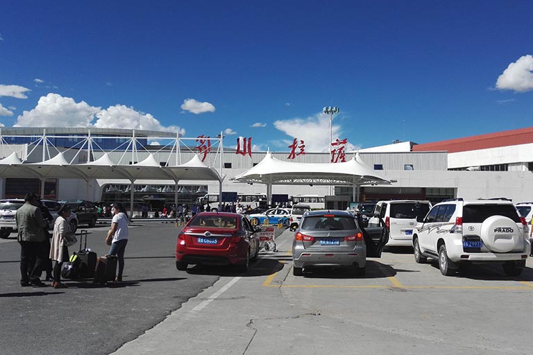 Lhasa Gonggar International Airport Beijing to Lhasa Tibet Flight