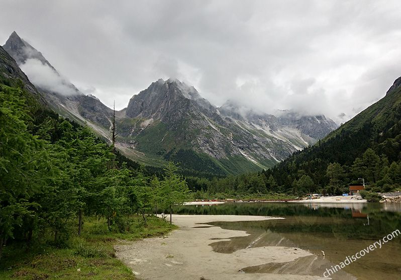 Bipenggou Valley