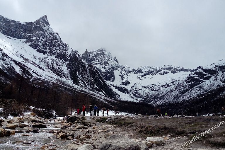 Bipeng Valley