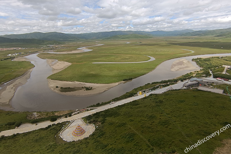 Hongyuan Moon Bay Bipenggou Valley