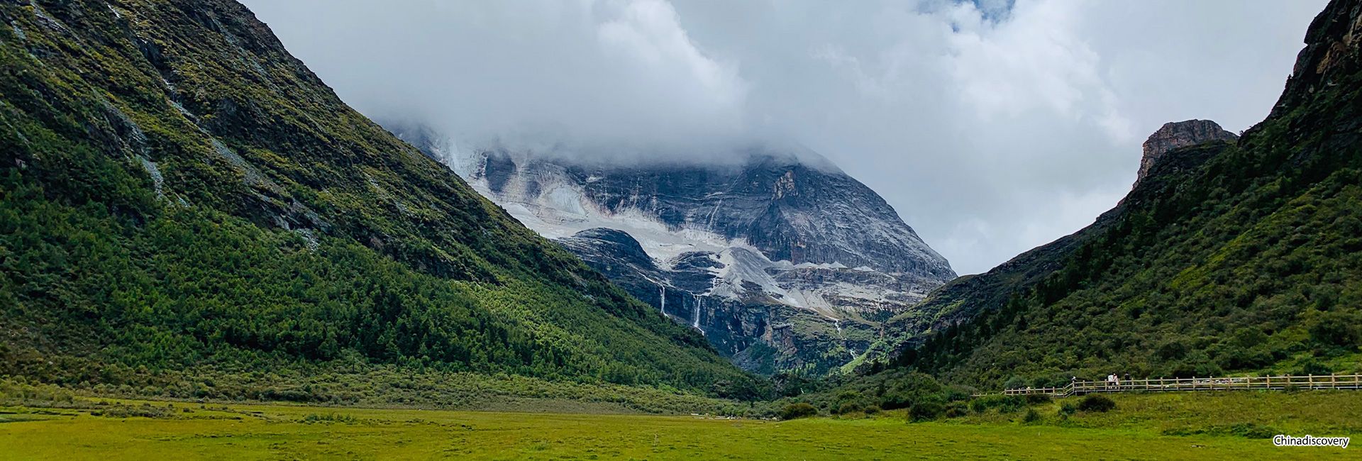 4 Days Daocheng Yading In-depth Hiking Tour