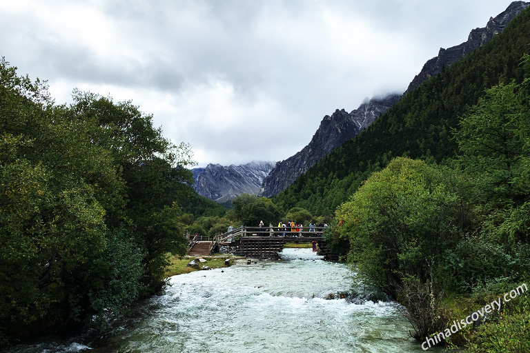 Yading Nature Reserve Trekking