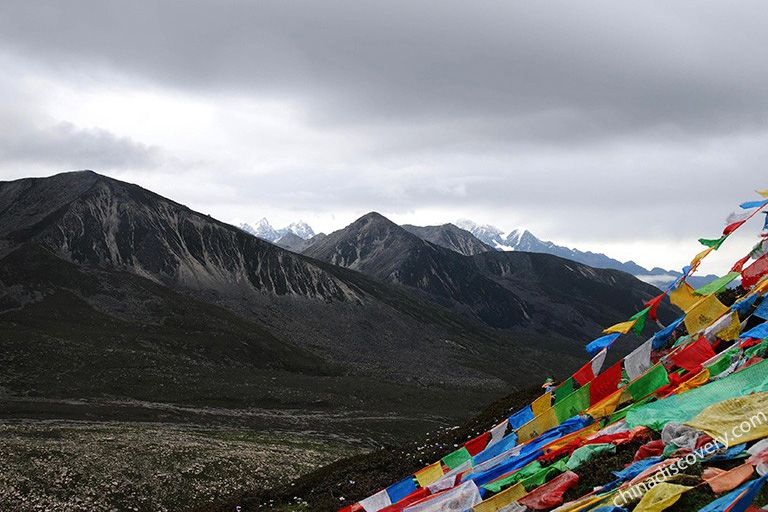 Zheduo Mountain in Sichuan