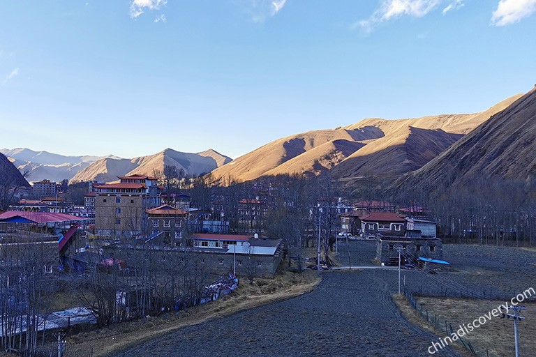 Xinduqiao Scenic Driving Road in Autumn