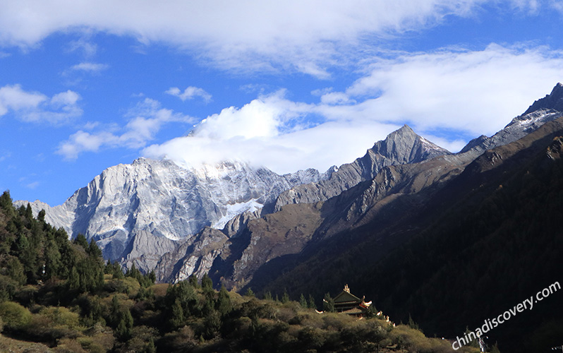 Changping Valley of Mount Siguniang