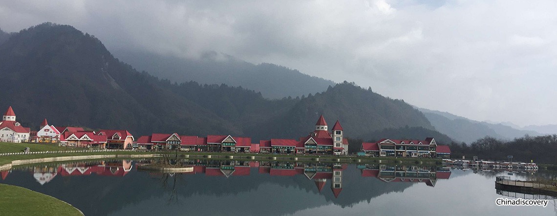 Where to Stay at Xiling Snow Mountain