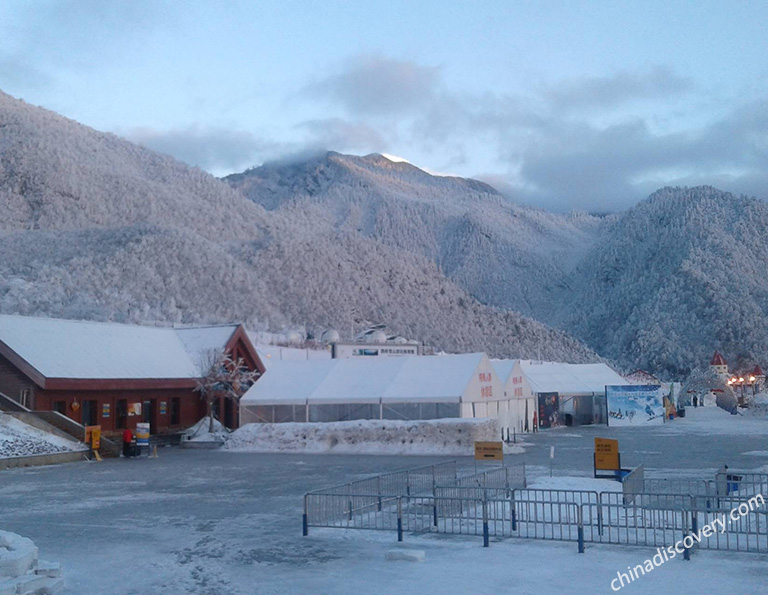 Xiling Snow Mountain Ski Resort