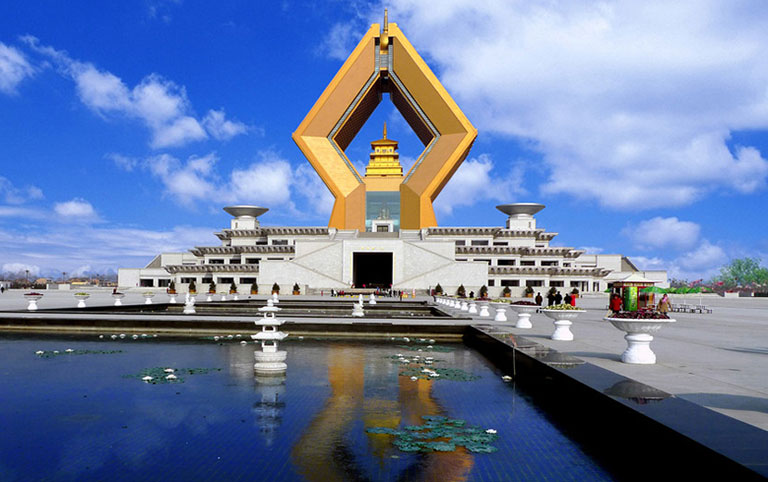 The Modern Buddhist Archtiecture in Famen Temple