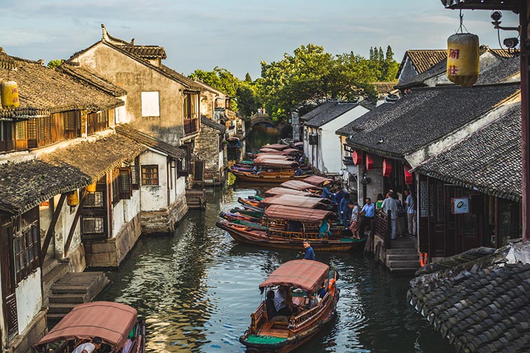 4 Days Shanghai In-depth Tour with Day Trip to Suzhou