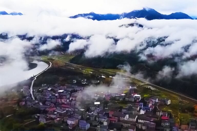 Sacred Mountains of Taoism - the Four Most Famous Taoist