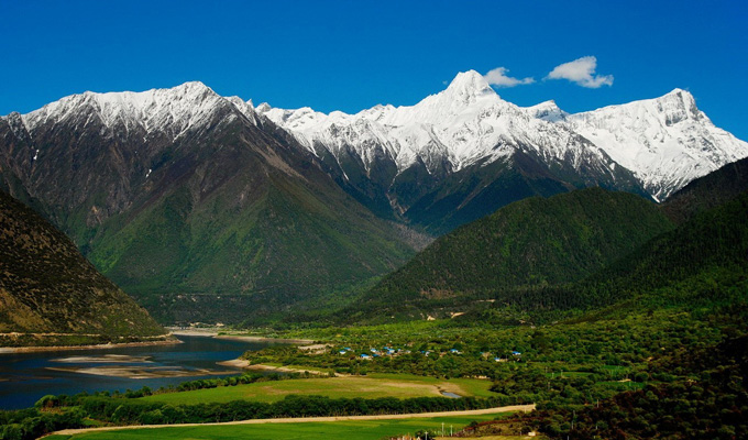 Namjagbarwa Mountain