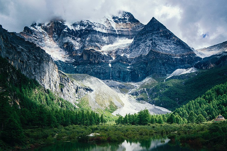 Daocheng Yading Travel Guide 2025