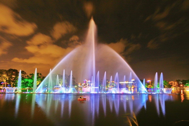 West Lake Musicial Fountain