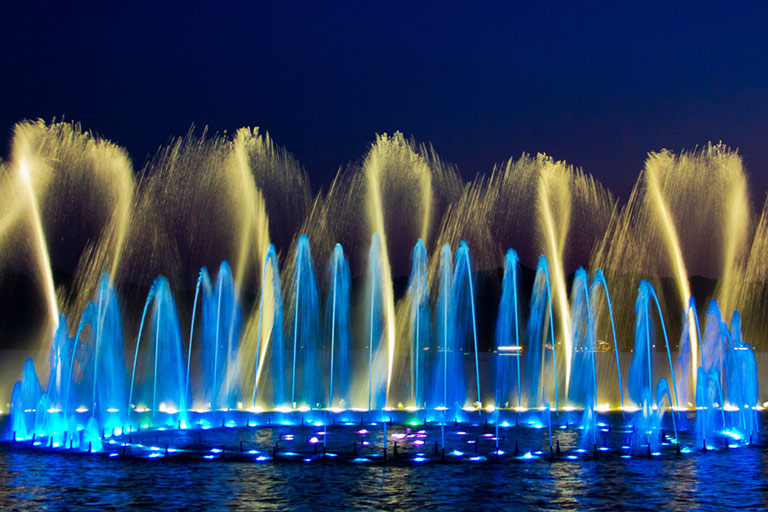 West Lake Musicial Fountain