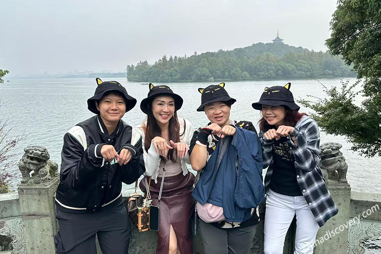 Anne and Her Friends Visited West Lake on 26 October 2024 West Lake - How to Get to