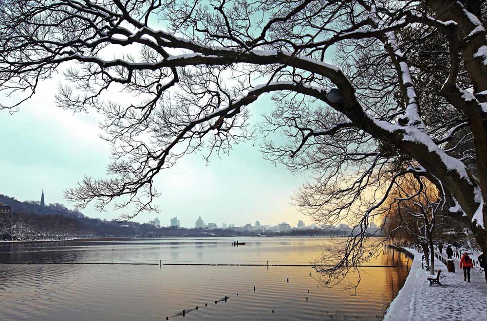 Hangzhou West Lake Winter