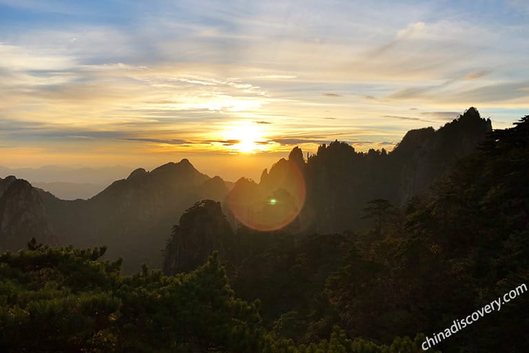 4 Days Huangshan with Pig's Inn Carefree Countryside Idyll Tour