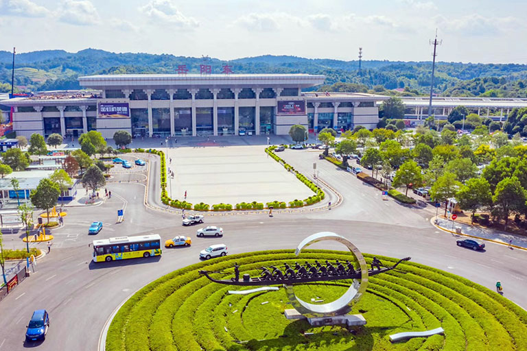 Yueyang East Railway Station