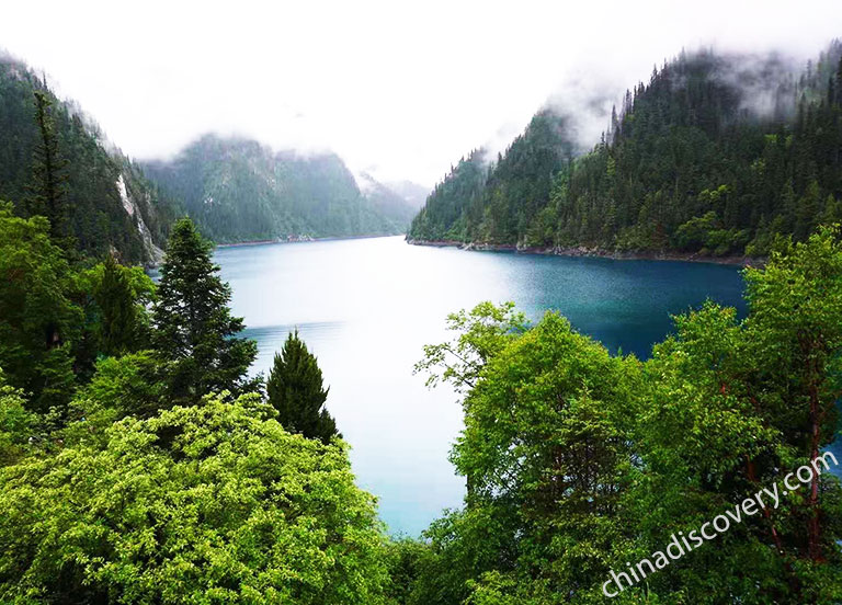 Jiuzhaigou Valley