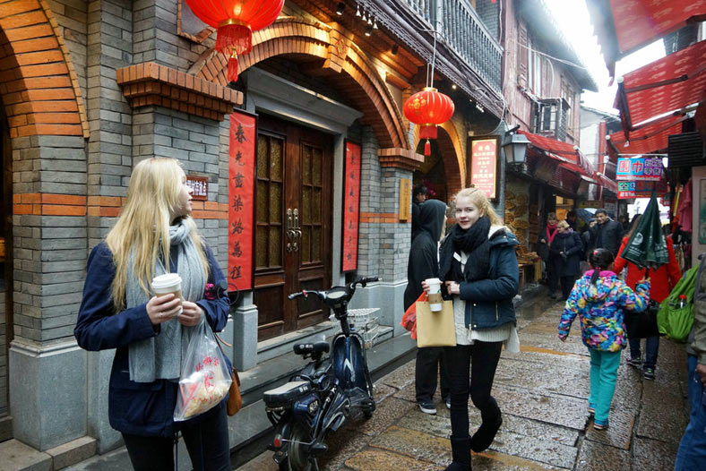 North Street Strolling - Get Old Chinese Feeling Zhujiajiao Ancient Town Shanghai - North Street