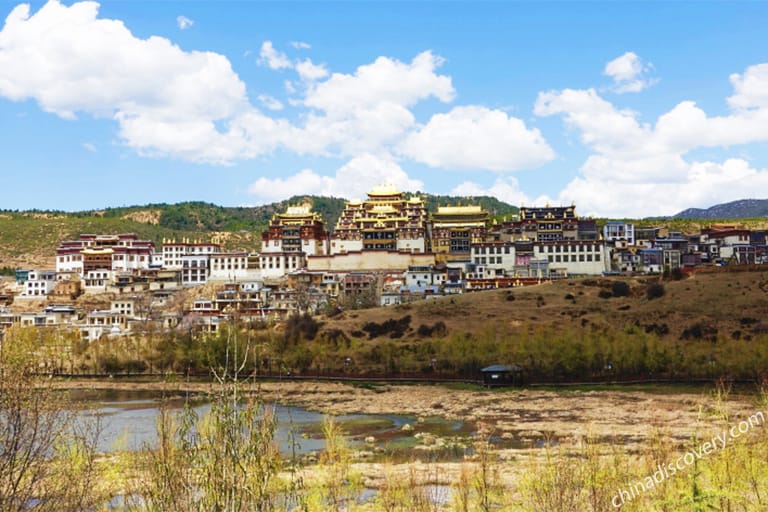 Ganden Sumtseling Monastery in Autumn