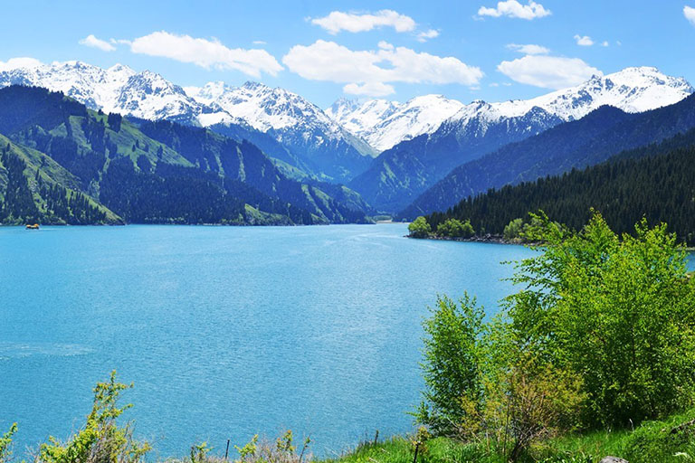 Urumqi Travel Guide