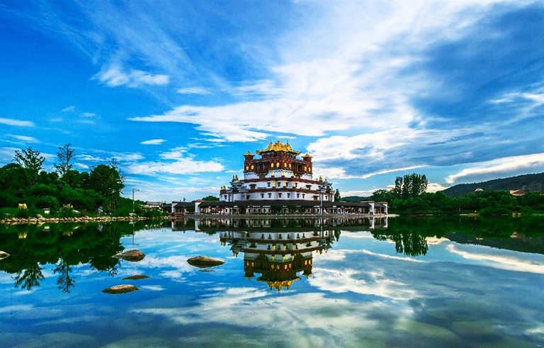 Five Mudra Mandala Lingshan Grand Buddha