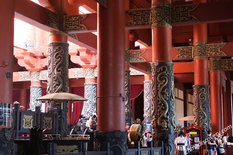 The Palace of Emperor Qin