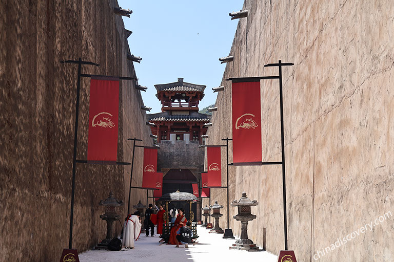 The Palace of Emperor Qin