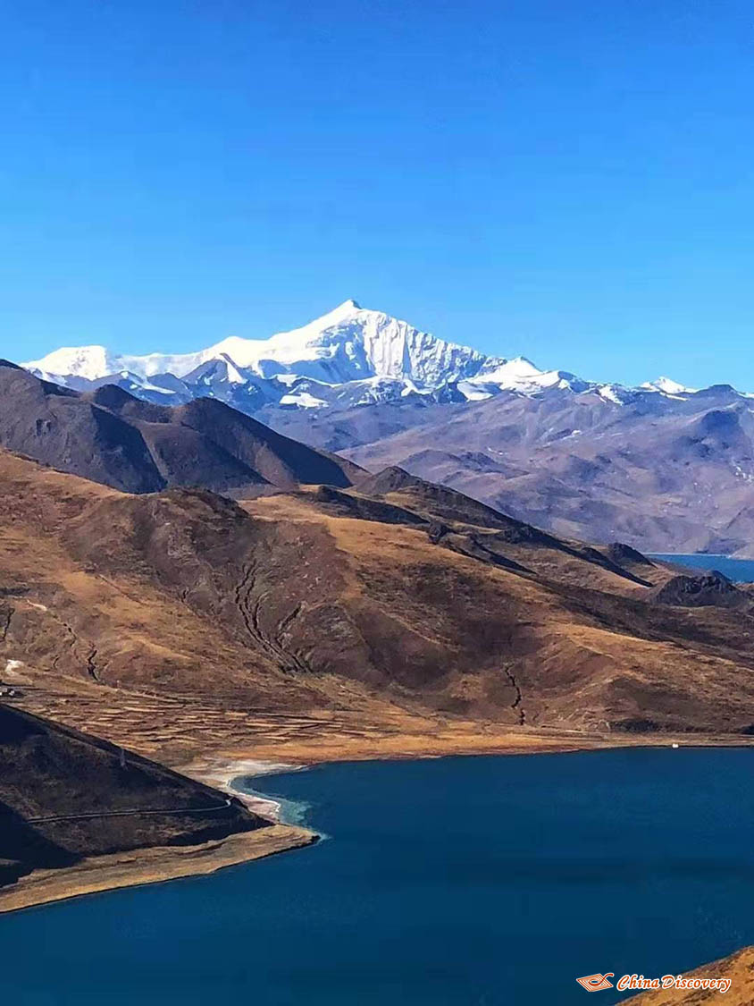Yamdrok Lake and Kharola Glacier in the Distance, Photo Shared by Anthony, Tour Customized by China Discovery